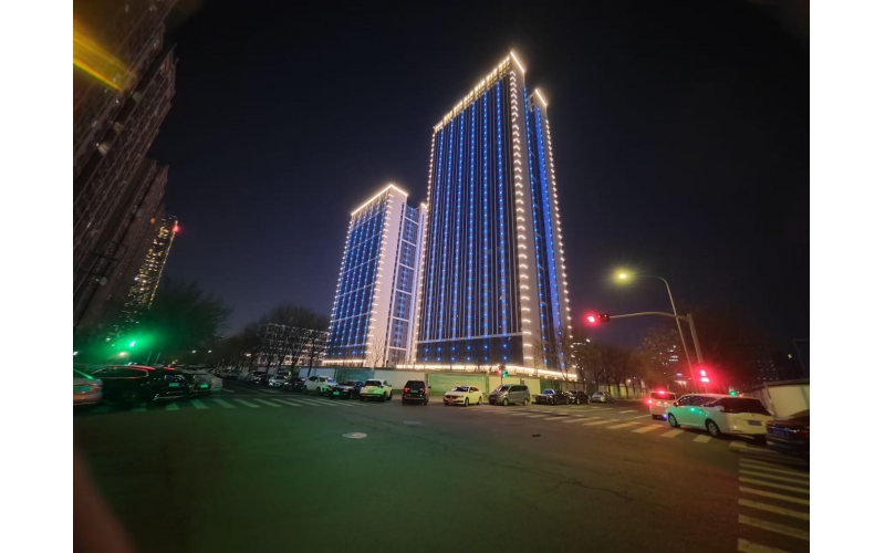 山東鐵信建設(shè)集團(tuán)之臘山河西路4#地塊樓體夜景亮化工程